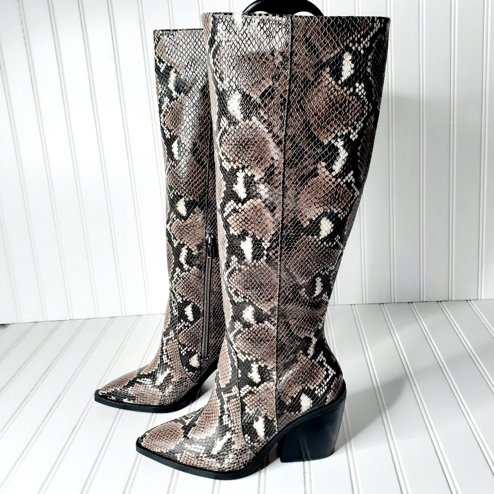 NEW Vince Camuto Gravana Snake Print Leather Boot - Picture 5 of 11